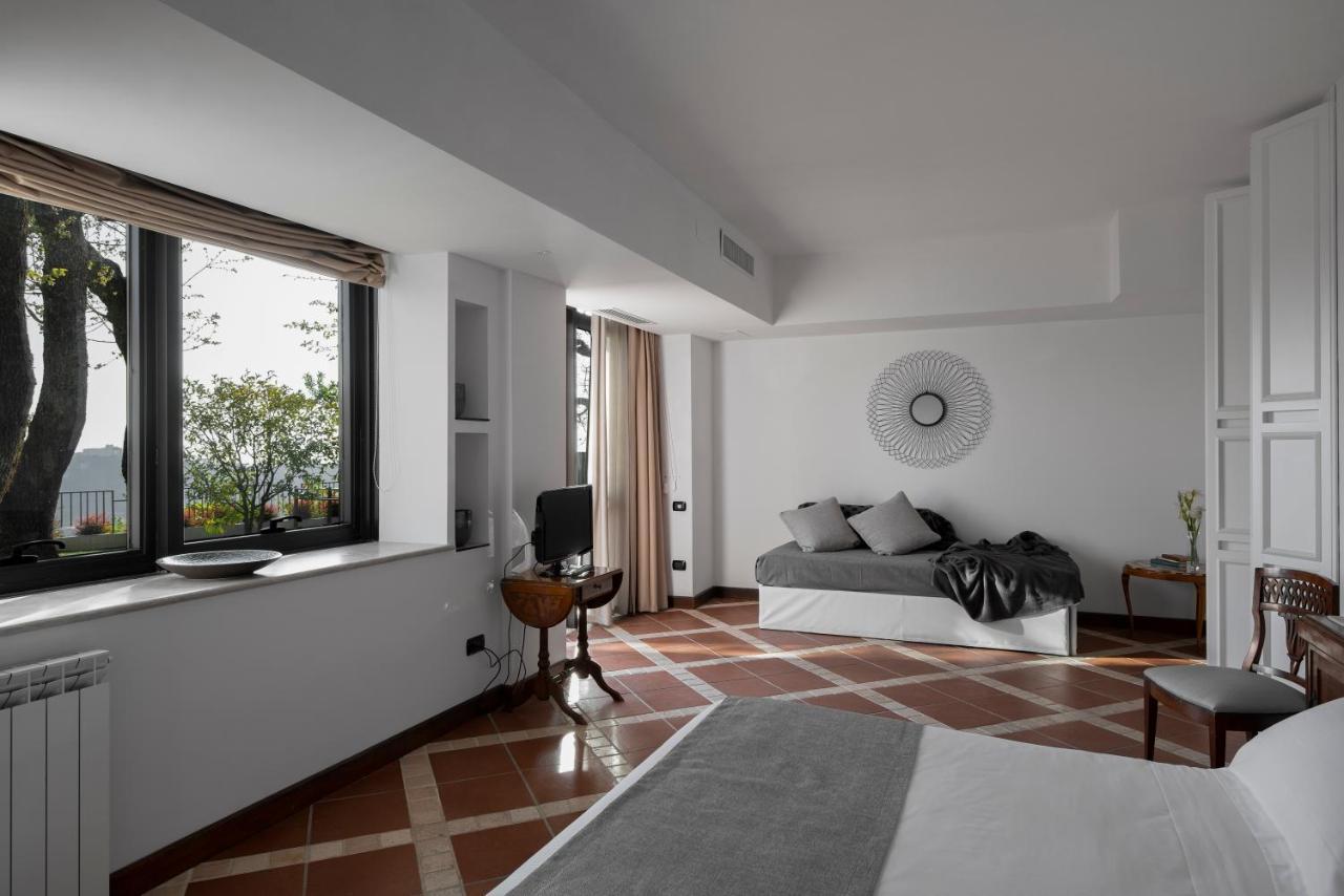 La Locanda Del Pontefice - Luxury Country House Маріно Екстер'єр фото
