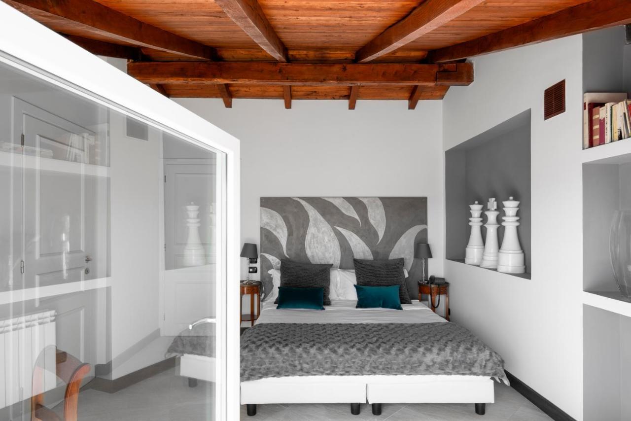 La Locanda Del Pontefice - Luxury Country House Маріно Екстер'єр фото